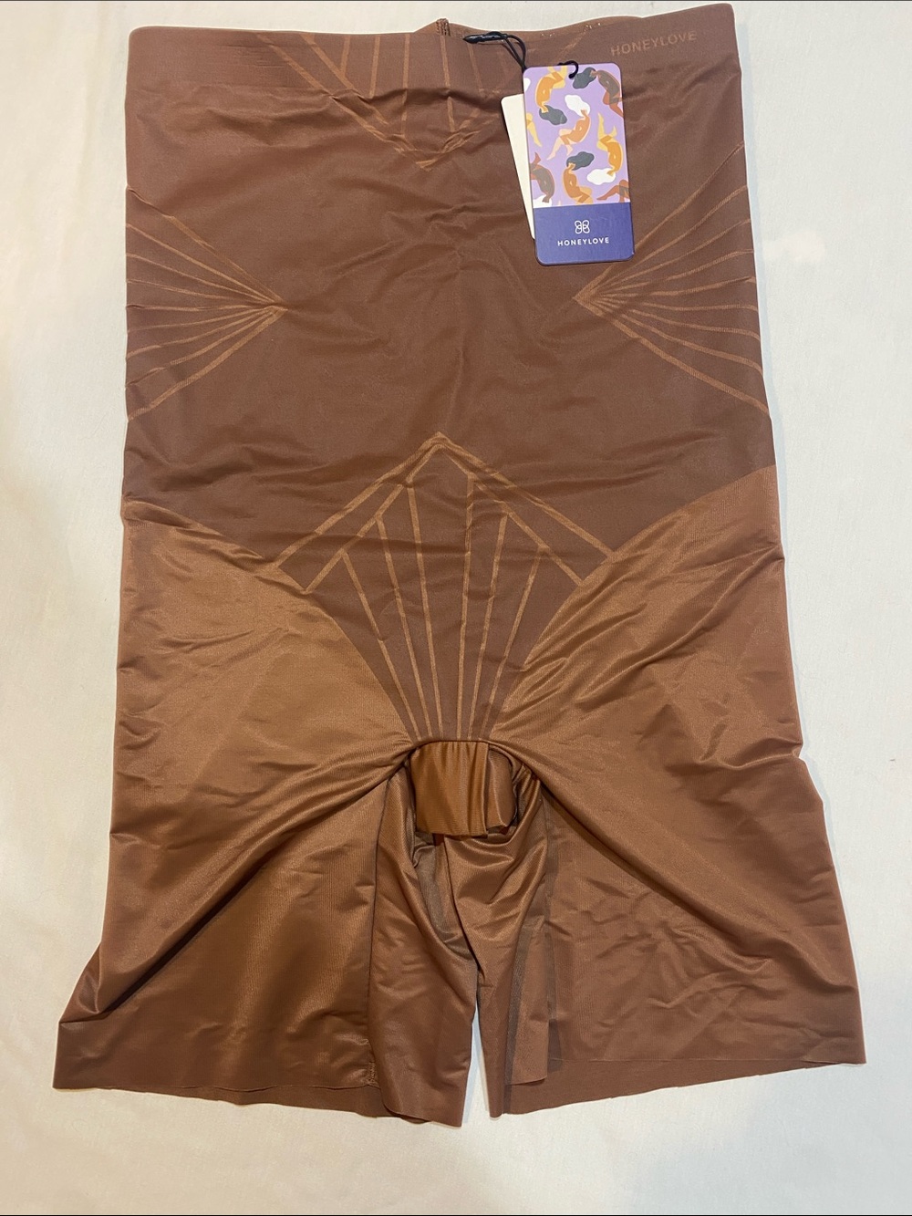 Honeylove Fitsense Shadow Sculpt Shape-wear short
NWT